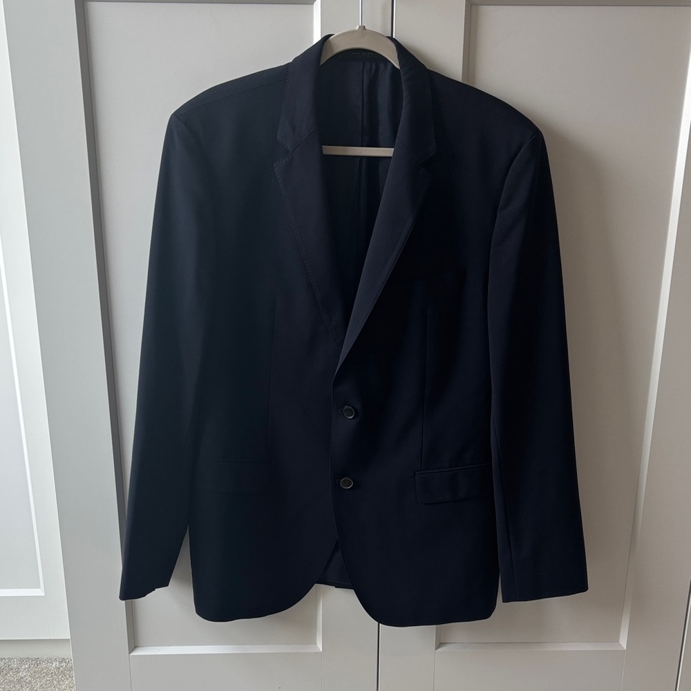 Men’s Navy Boss Hugo Boss Stretch Suit Coat, size 42 US